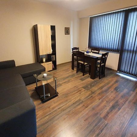 Апартамент Бонита Haskovo Luaran gambar