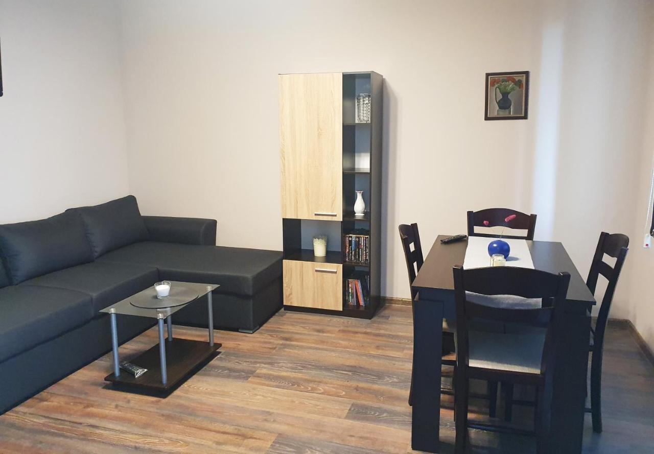 Апартамент Бонита Haskovo Luaran gambar